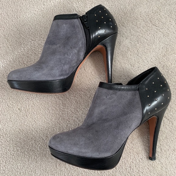 Mocca suede studded booties - Picture 5 of 6